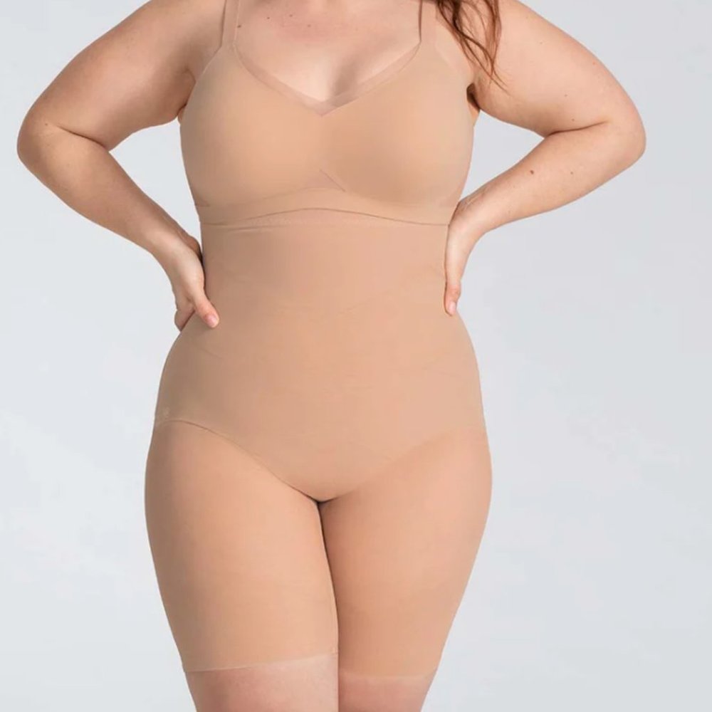 NWOT Honeylove Shapewear - The SuperPower Short in Tan